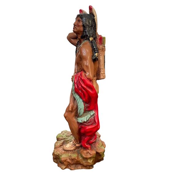 Vintage Native American Warrior Statue 1976 Universal Statuary Indian Figure - Picture 4 of 13